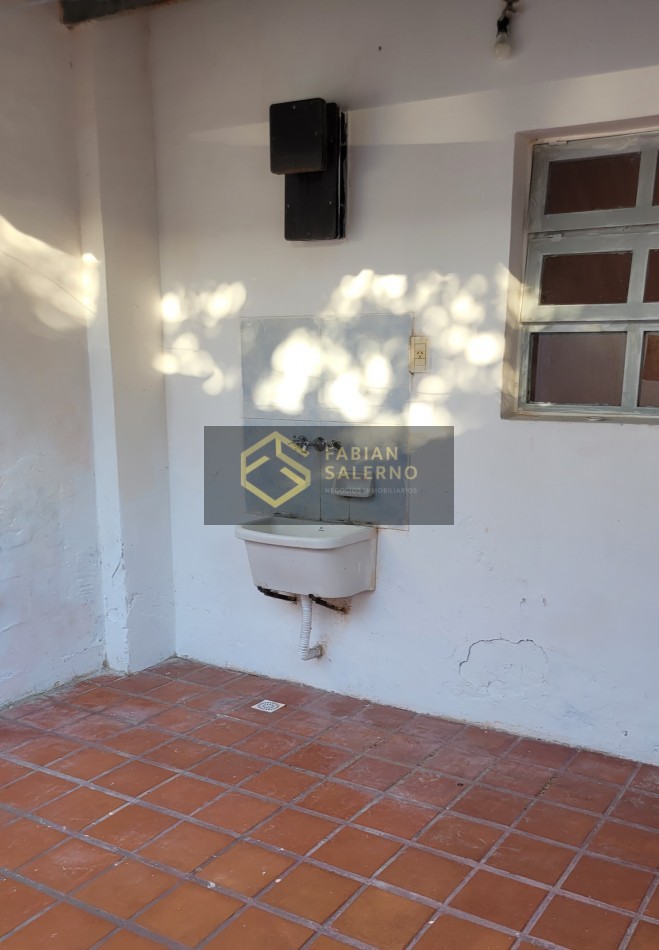 ALQUILO DUPLEX - CORONEL MARTINEZ 1450 CASI GUTIERREZ